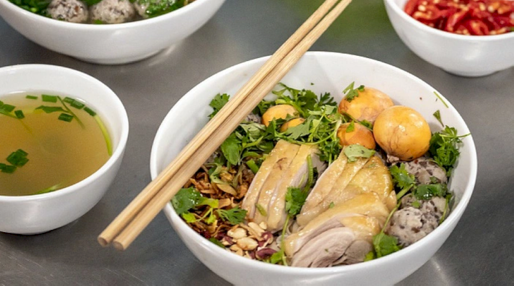 In 2023, Pho Nguyet was honored with a Bib Gourmand distinction by the MICHELIN Guide